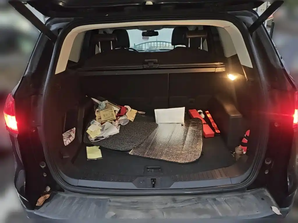 Ford Kuga — миниатюра 24
