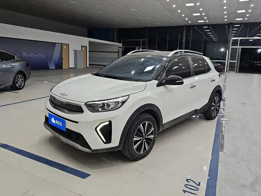 Kia KX1