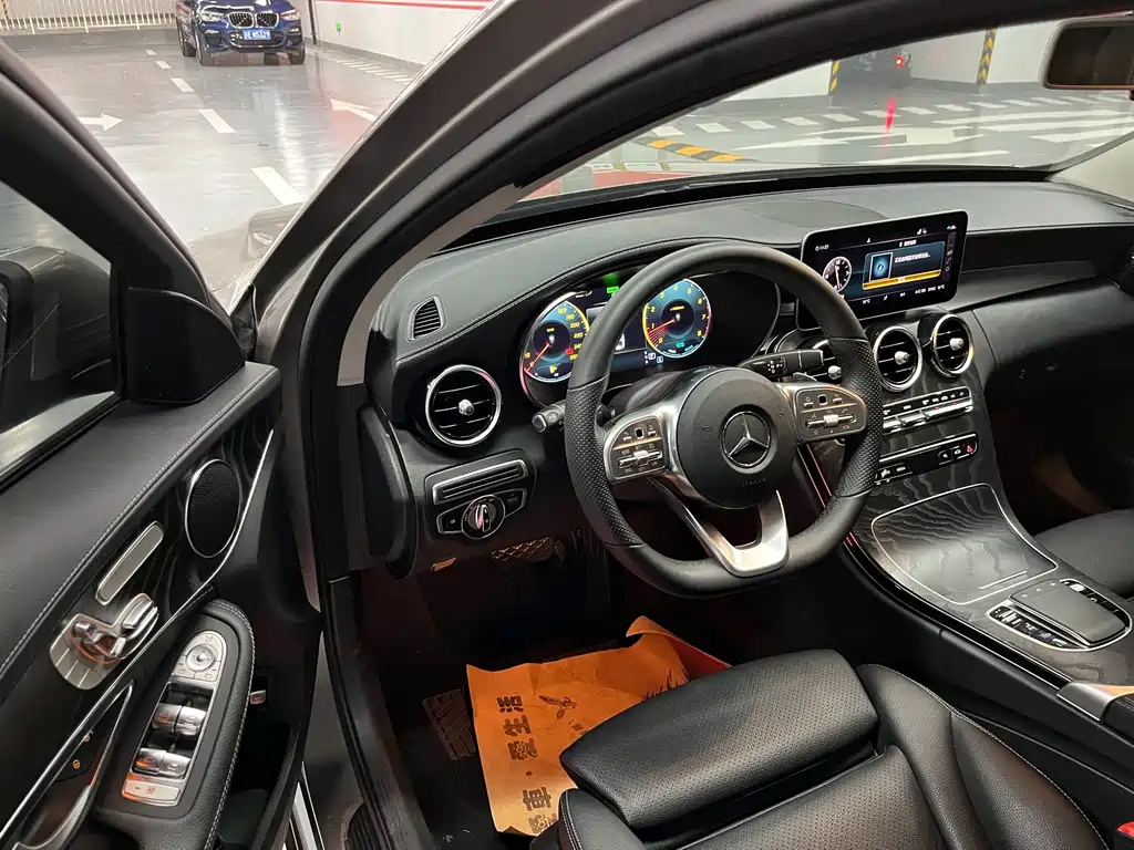 Mercedes-Benz C-Class — миниатюра 4