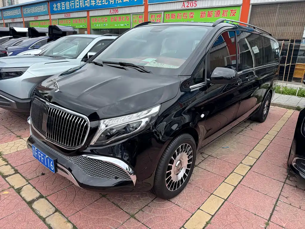 Купить Mercedes-Benz Vito