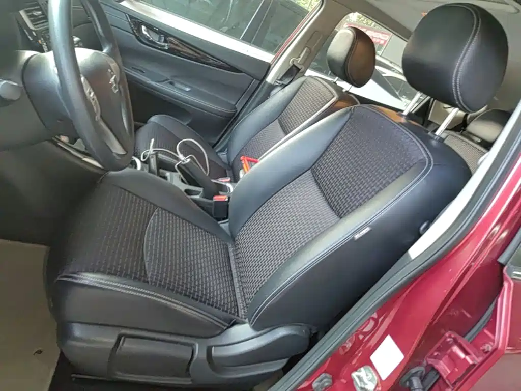 Nissan Tiida — миниатюра 15