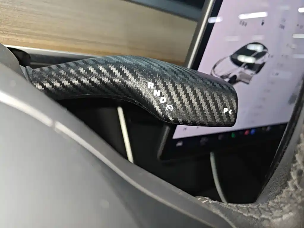 Tesla Model 3 — миниатюра 14