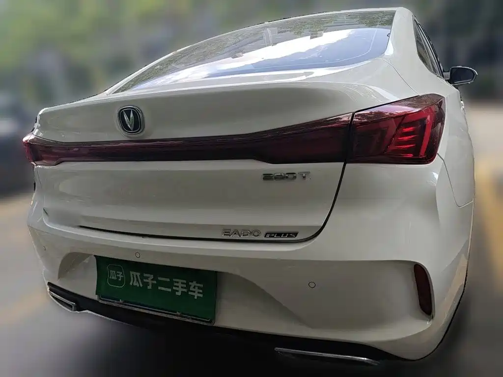 Changan Eado — миниатюра 5