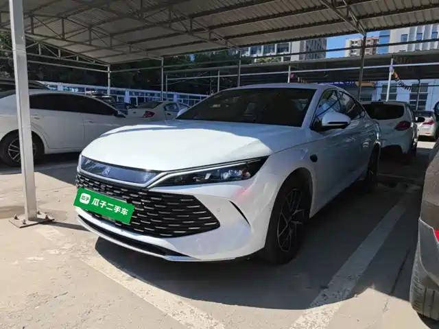 2025 BYD Qin