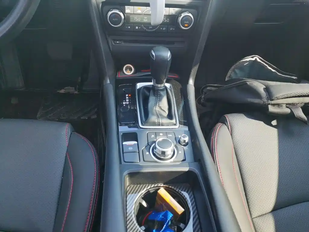 Mazda 3 Axela — миниатюра 14