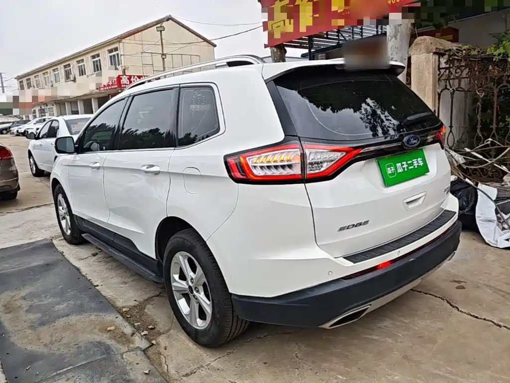 Ford Edge — миниатюра 5