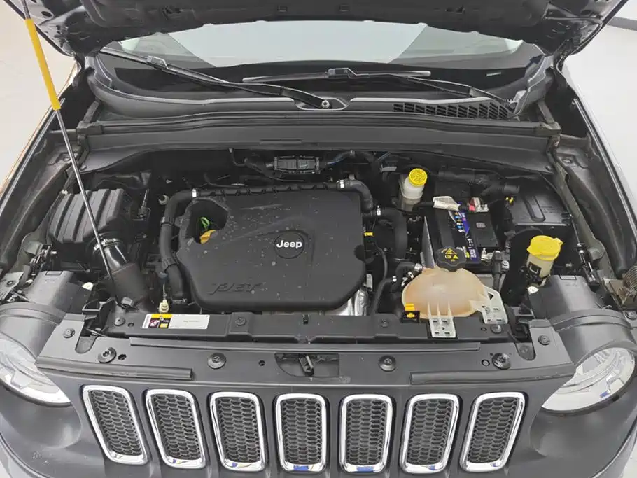Jeep Renegade — миниатюра 10