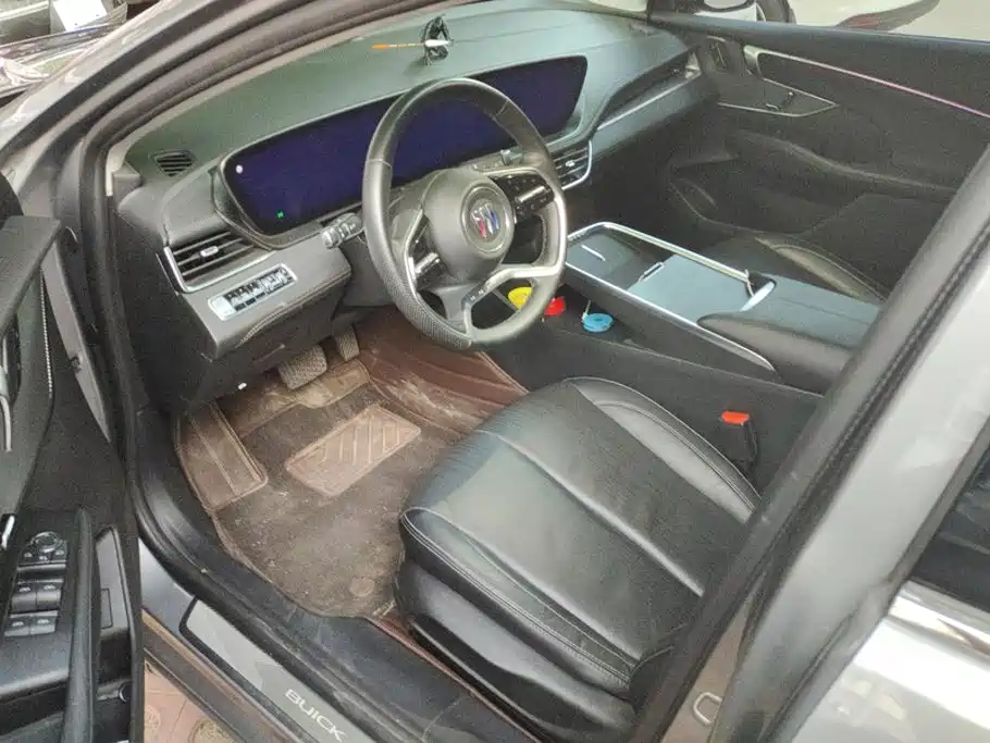 Buick LaCrosse — миниатюра 9