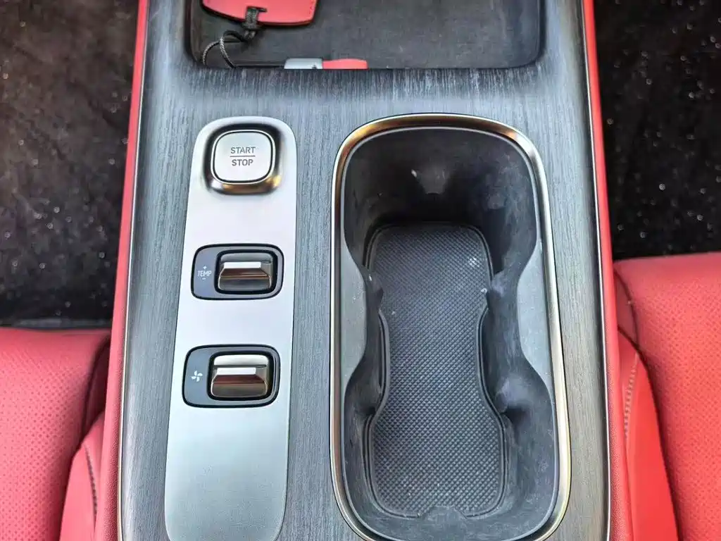 Xiaomi SU7 — миниатюра 10