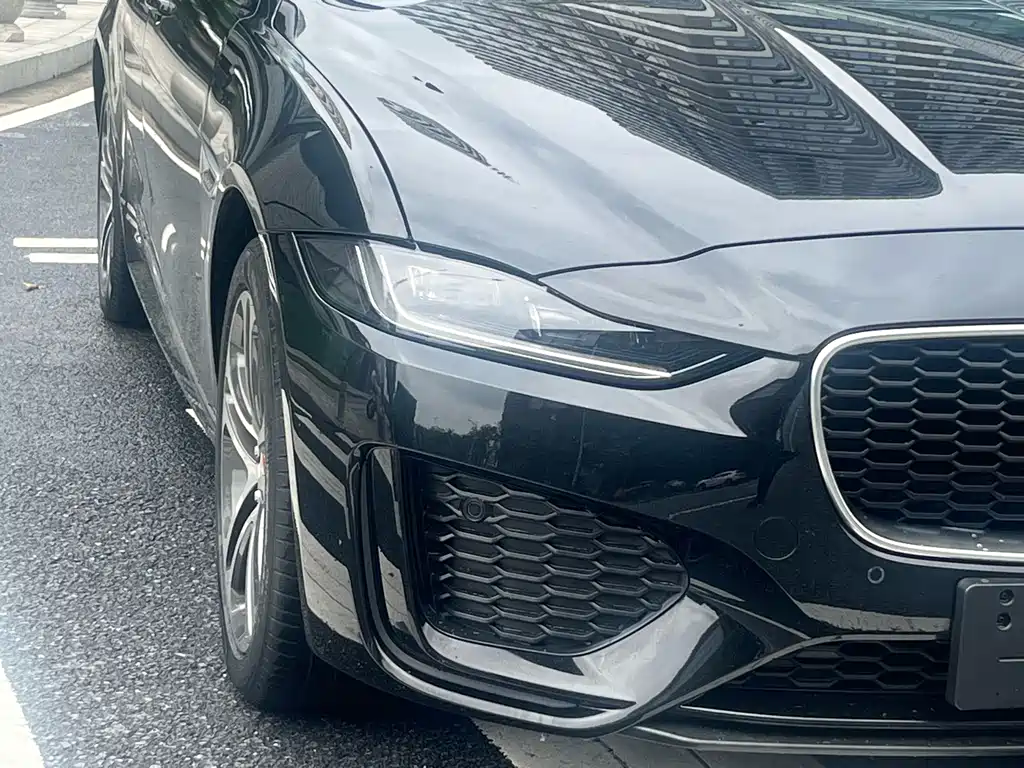 Jaguar XEL 2023 2.0T 250PS R-DYNAMIC S Sport