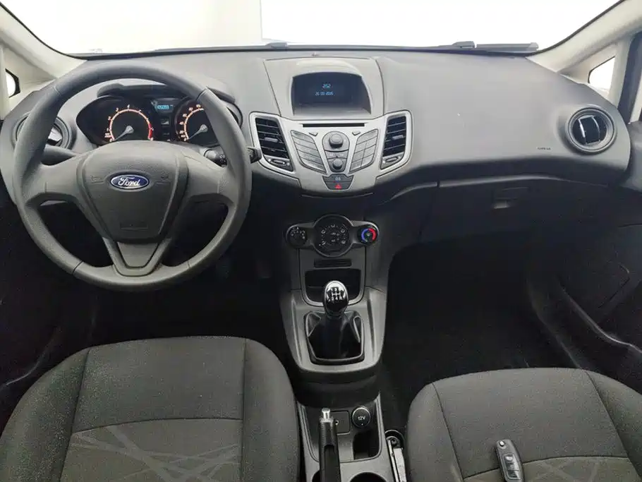 Ford Fiesta — миниатюра 12