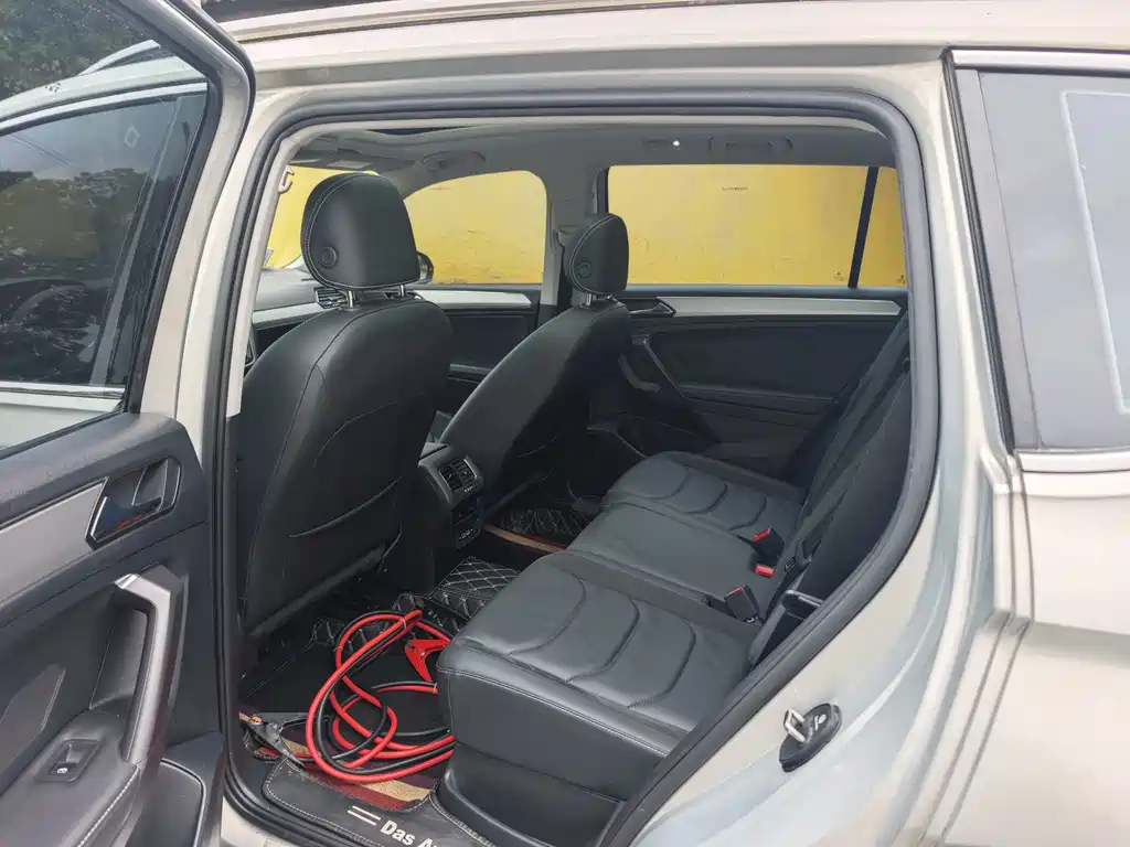 Volkswagen Tiguan L — миниатюра 5