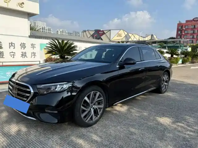 MERCEDES-BENZ E CLASS 2024