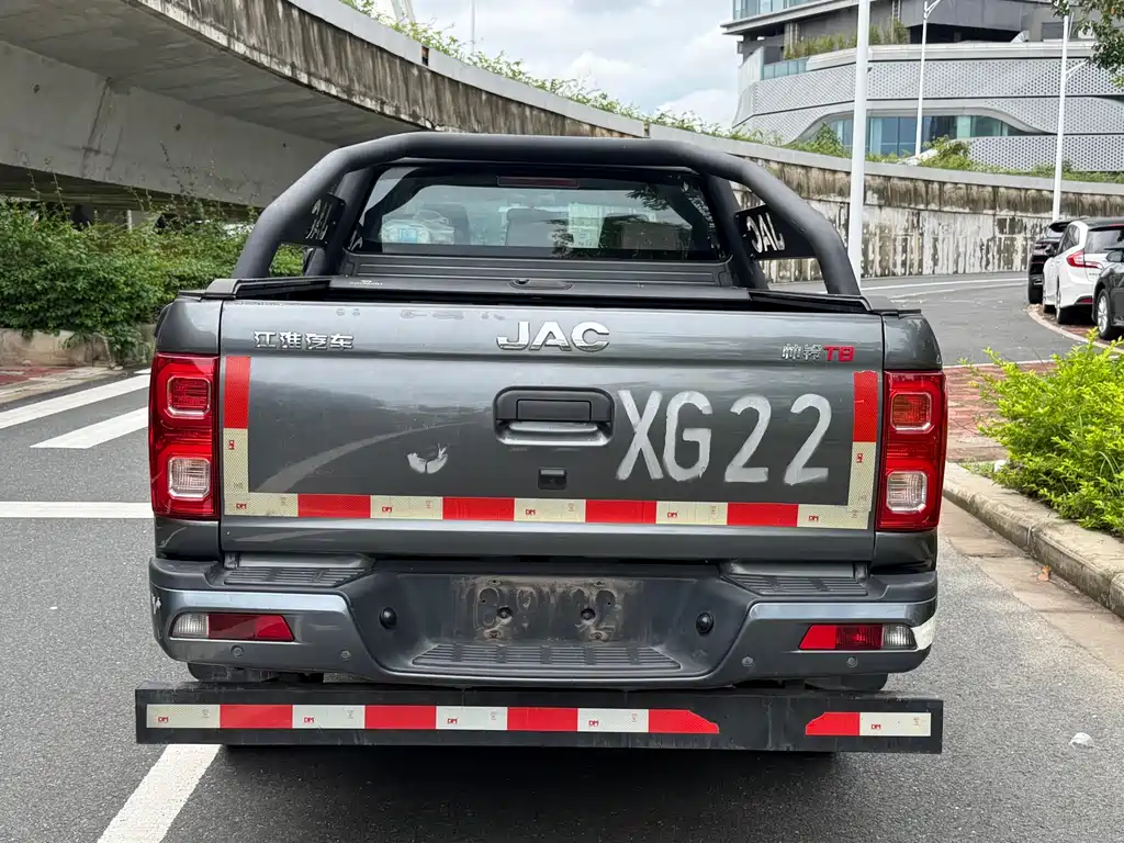 JAC JAC T8 — миниатюра 14