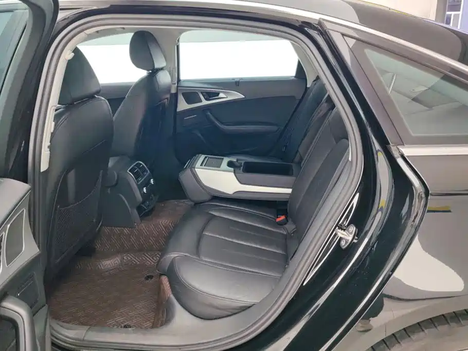 Audi A6L — миниатюра 11