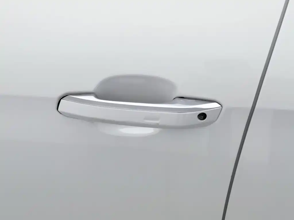 Audi A4L — миниатюра 18