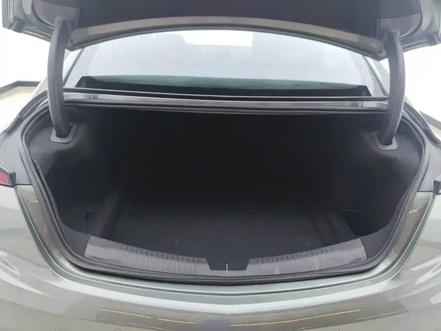 Cadillac CT5 — миниатюра 4