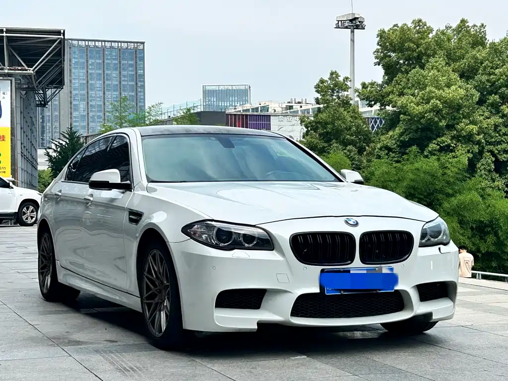 BMW 5 Series 5 2014 525Li Luxury