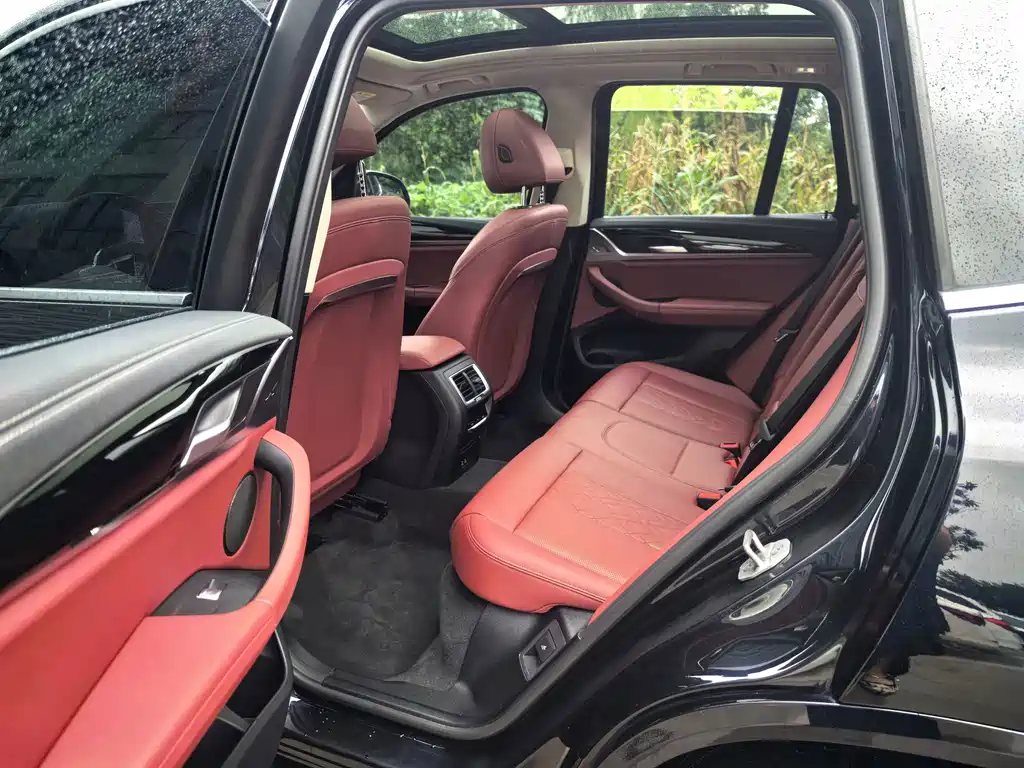 BMW iX3 — миниатюра 6