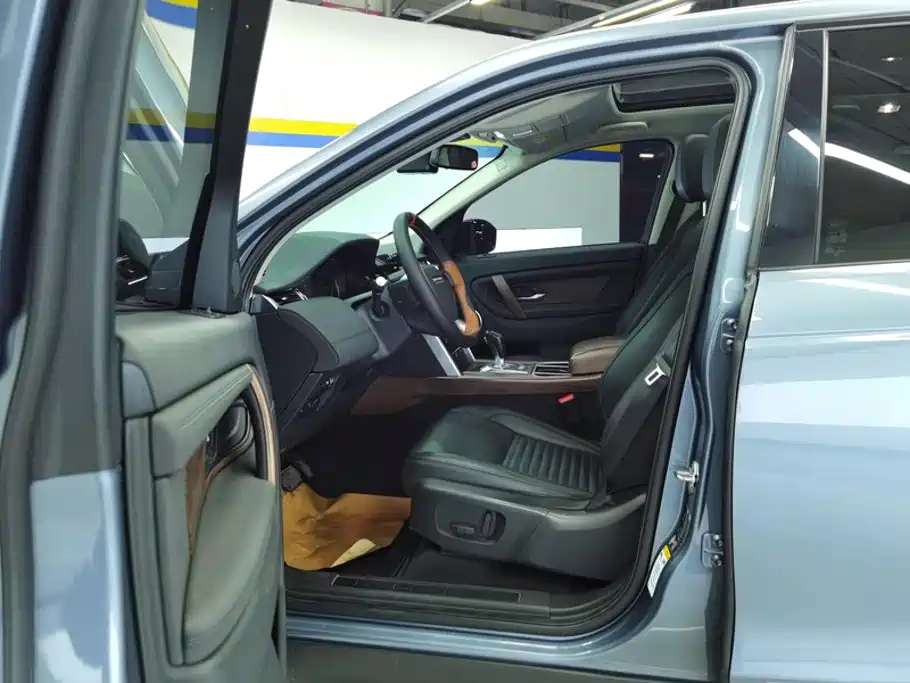 Land Rover Discovery Sport — миниатюра 9