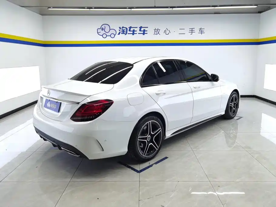 Mercedes-Benz C-Class — миниатюра 3
