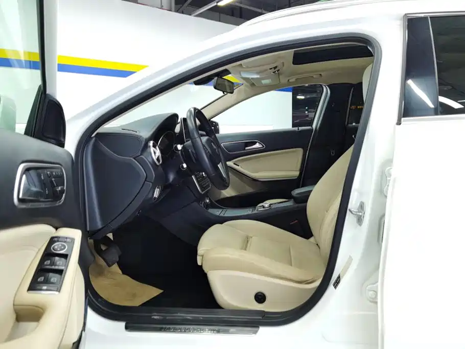 Mercedes-Benz GLA — миниатюра 9