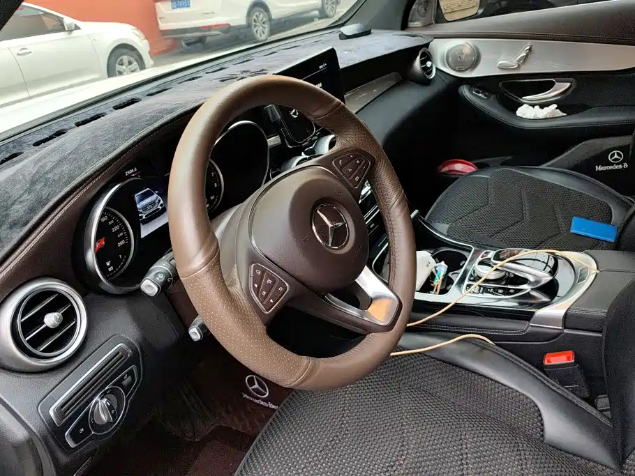 Mercedes-Benz GLC — миниатюра 15