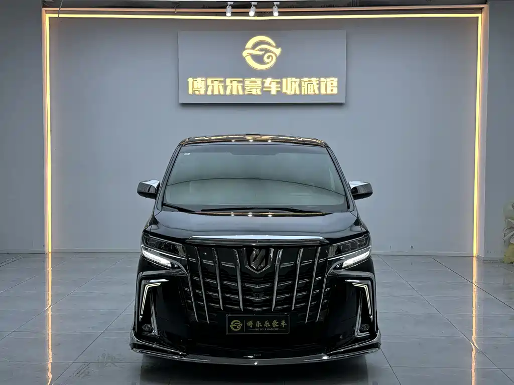 Toyota Alphard 2018 3.5L Luxury