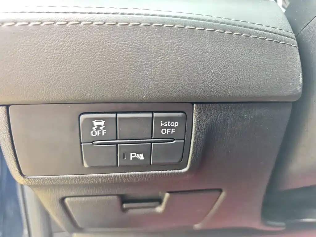 Mazda Atenza — миниатюра 19