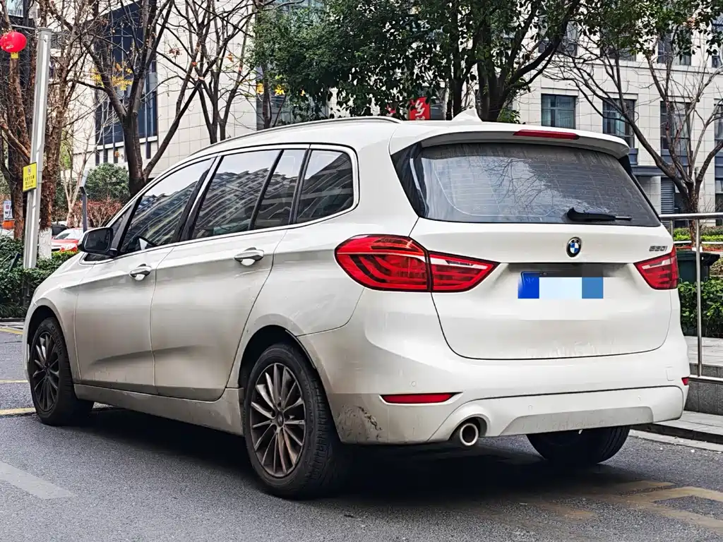 BMW 2 SERIES MULTIFUNCTIONAL STATION WAGON