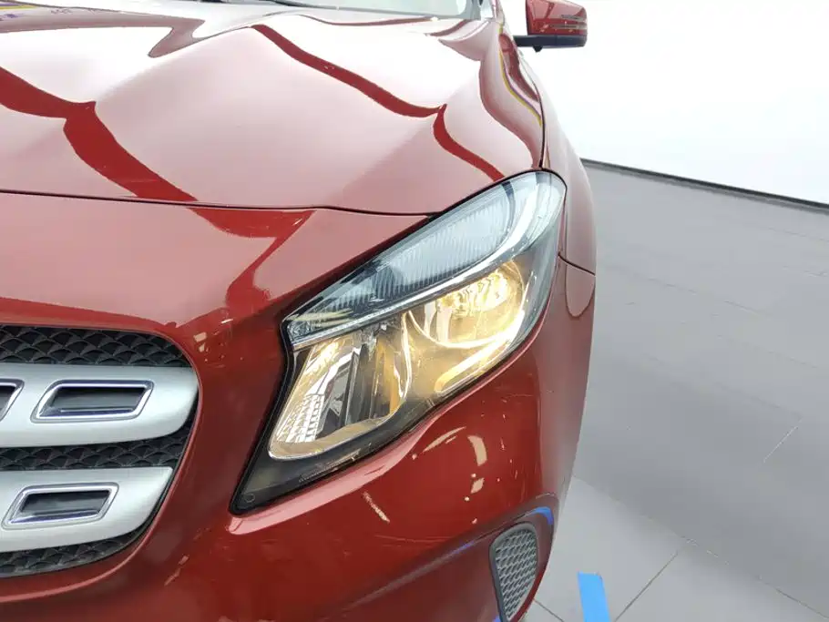 Mercedes-Benz GLA — миниатюра 5