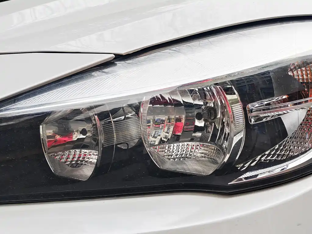 BMW 2 SERIES MULTIFUNCTIONAL STATION WAGON