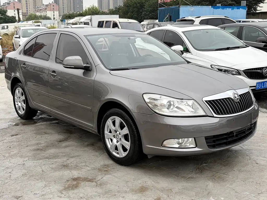 Skoda Octavia — миниатюра 3