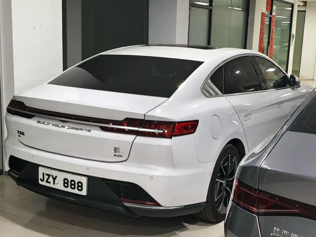 BYD Han — миниатюра 6