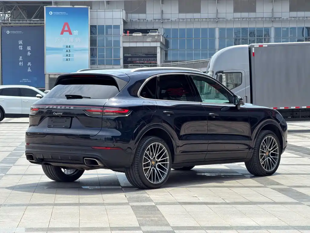 Porsche Cayenne 2019 Cayenne 3.0T