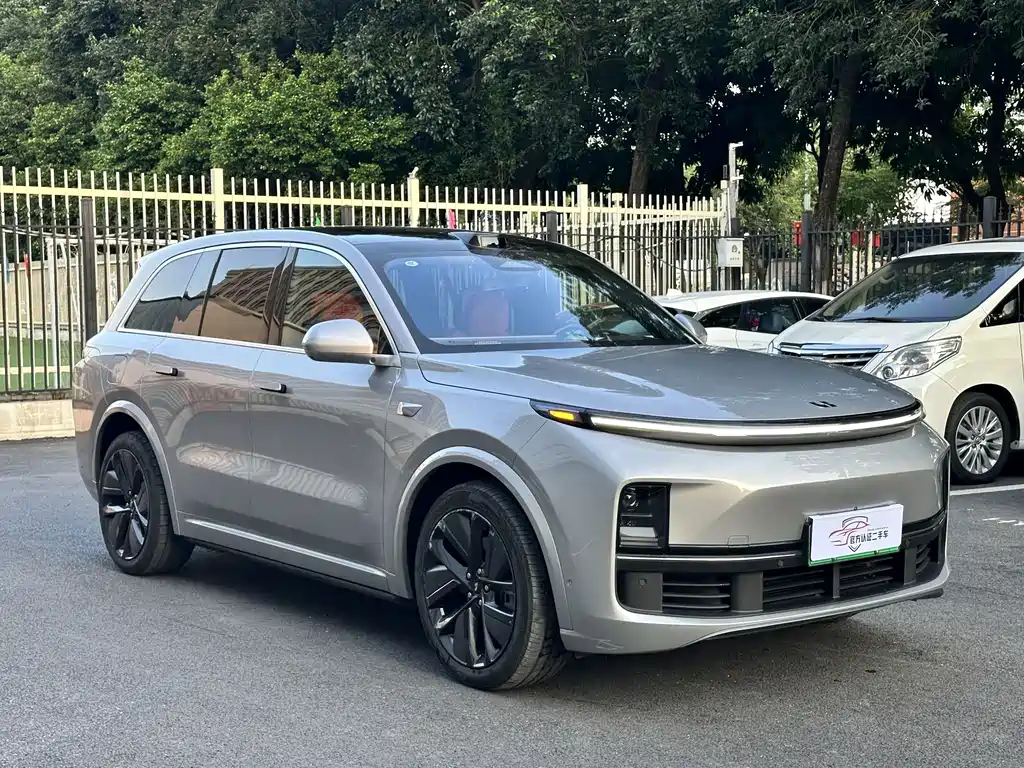 Li Auto Li L8 — миниатюра 3
