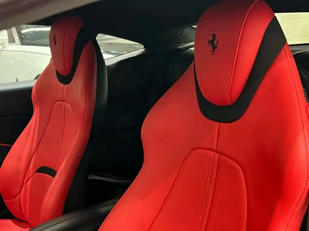 Ferrari Roma 2020 3.9T V8
