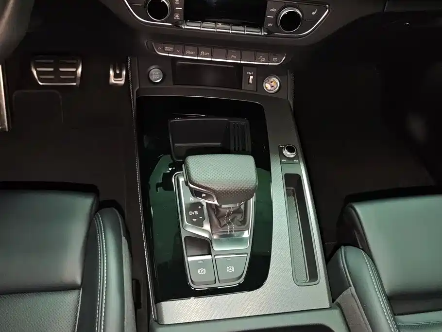 Audi Q5L — миниатюра 16