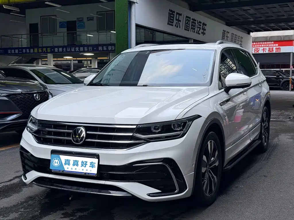 Volkswagen Tiguan L 2022