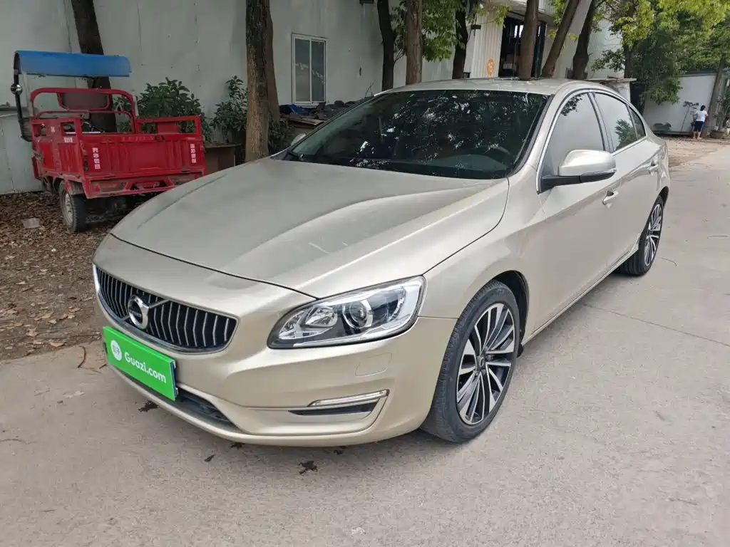 Volvo S60