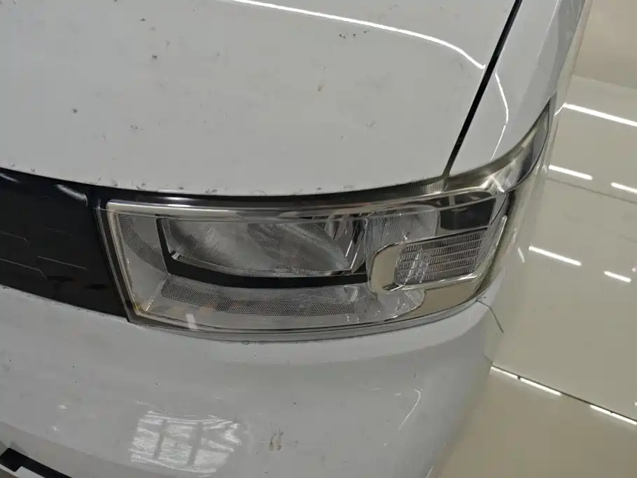 Wuling MINIEV — миниатюра 5
