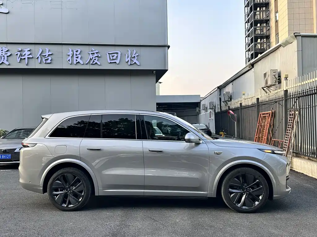 Li Auto Li L8 — миниатюра 9