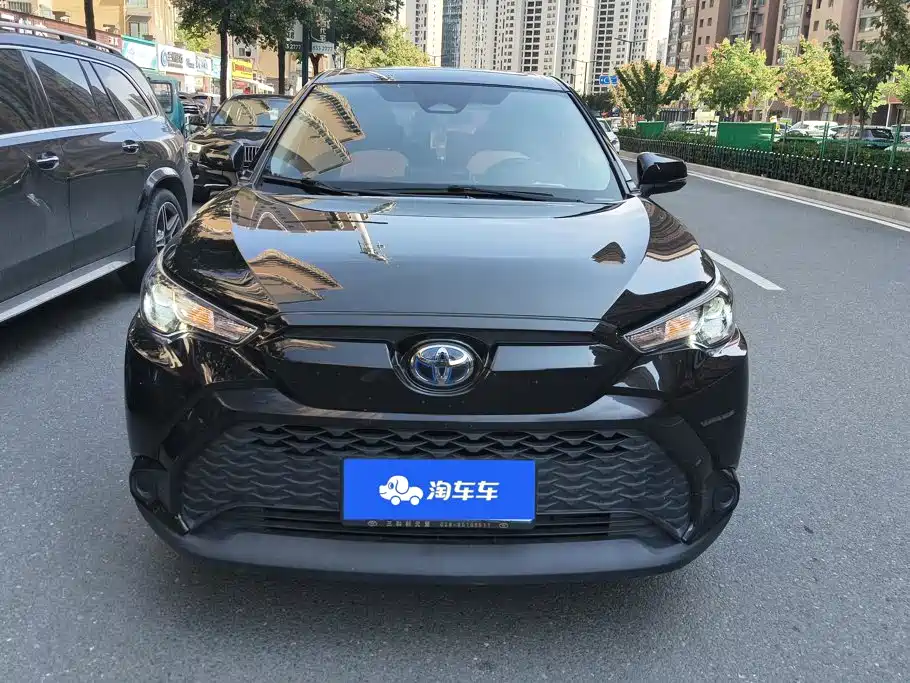 Toyota Frontlander — миниатюра 2
