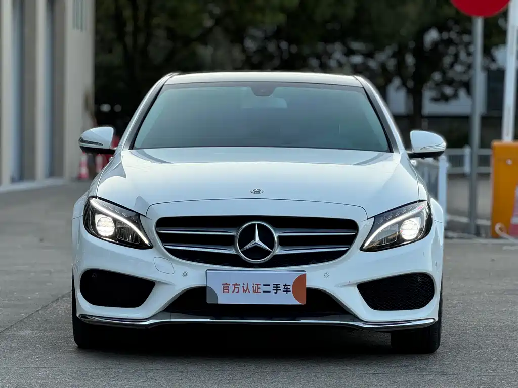 Mercedes-Benz C-Class — миниатюра 2