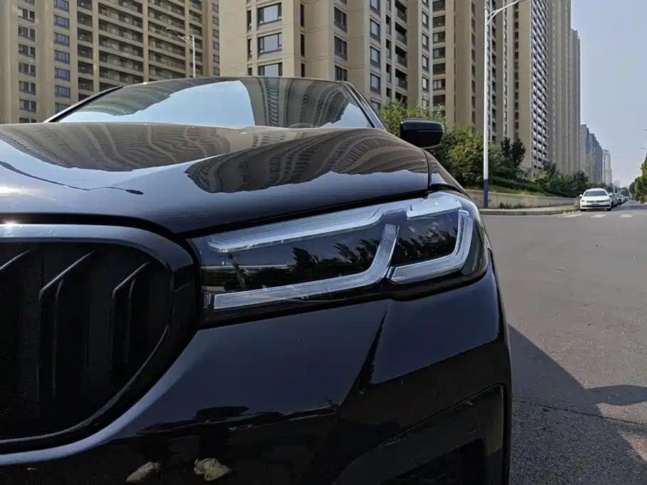 BMW 5 Series (Import) — миниатюра 5