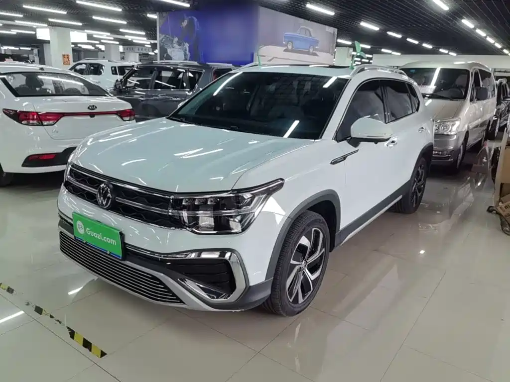 Volkswagen Tharu 2025