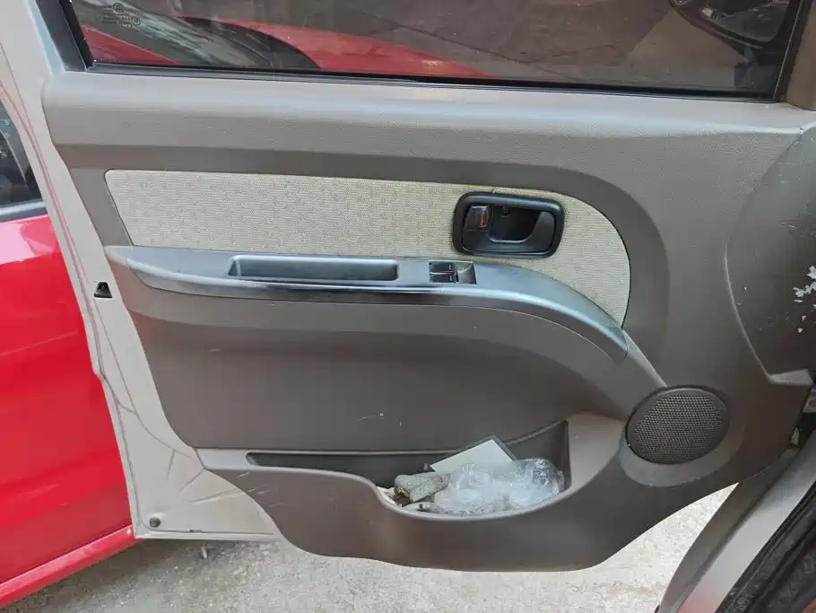 Wuling Rongguang — миниатюра 7