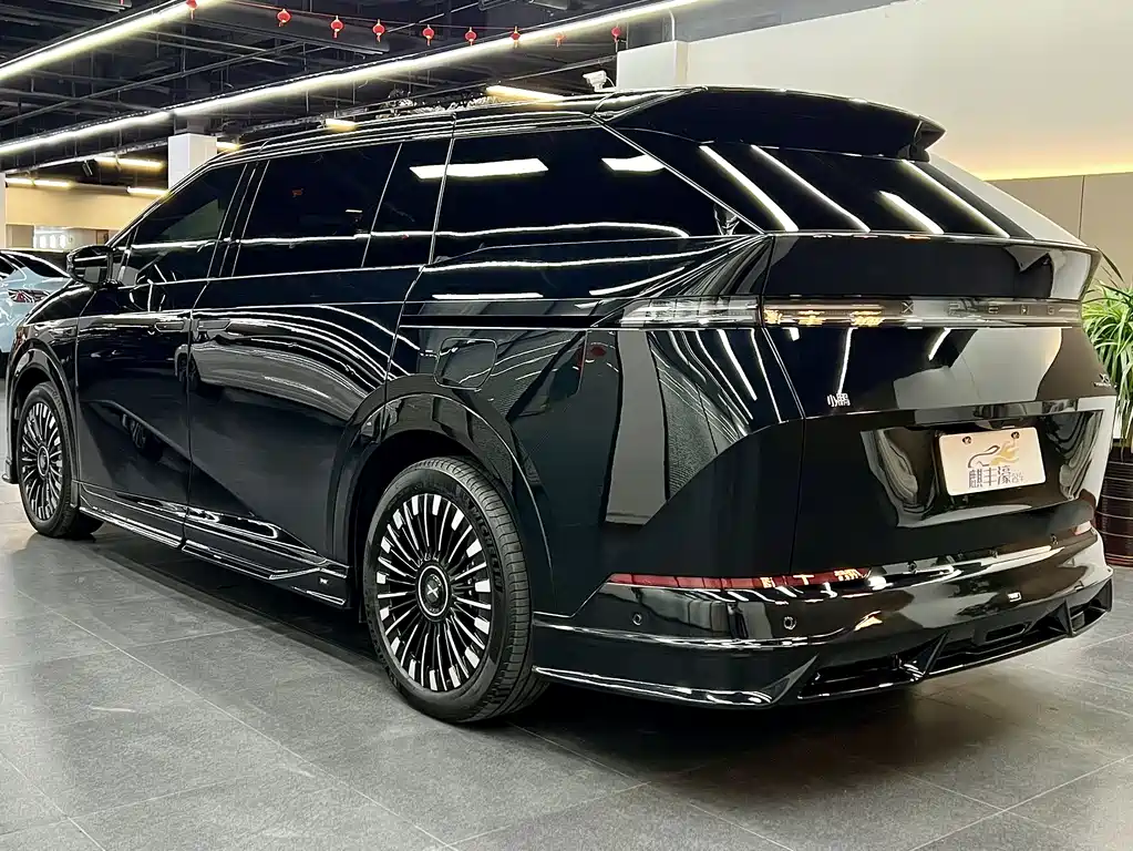 XPeng X9 — миниатюра 20