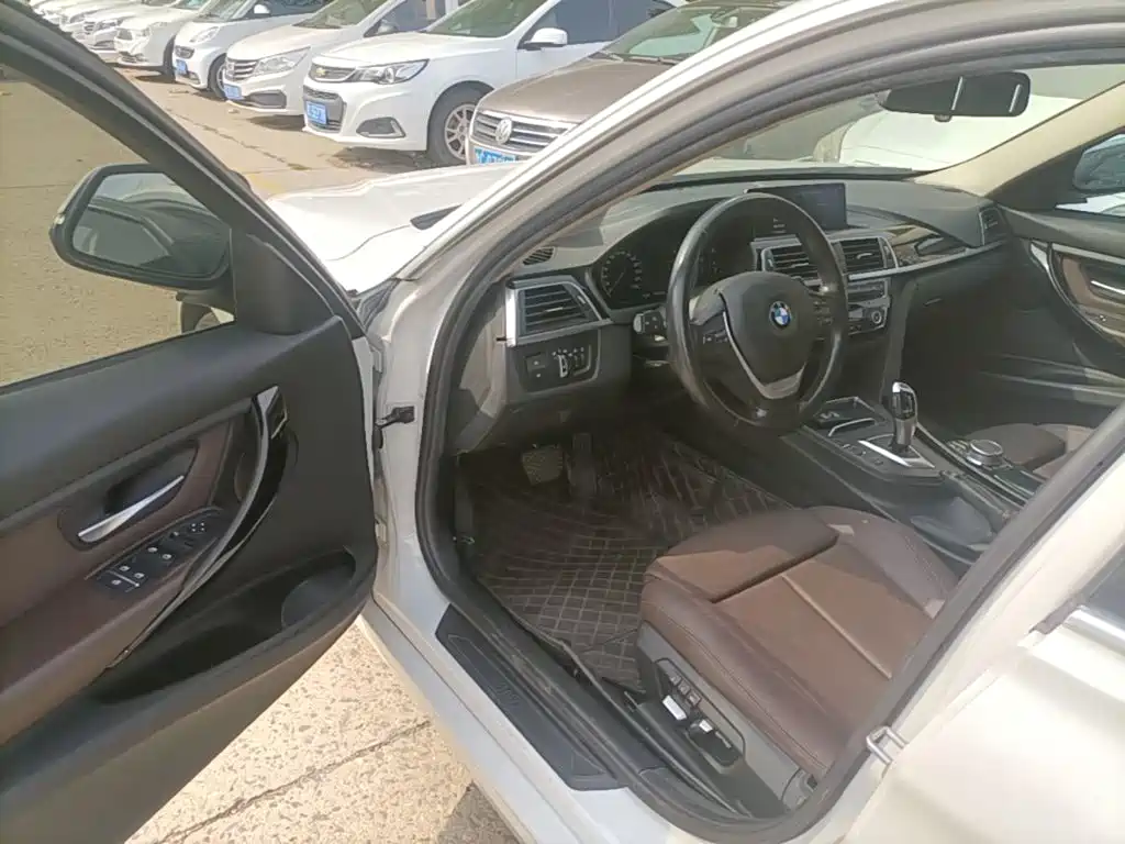 BMW 3 Series — миниатюра 16