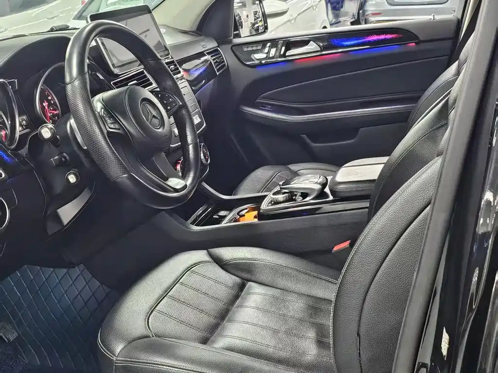 Mercedes-Benz GLS — миниатюра 14